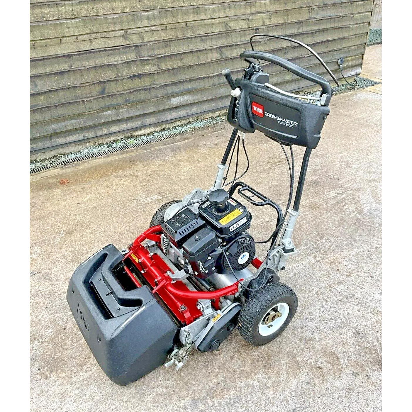 2015 TORO GREENSMASTER FLEX 2100 GREENS CYLINDER PEDESTRIAN LAWN MOWER